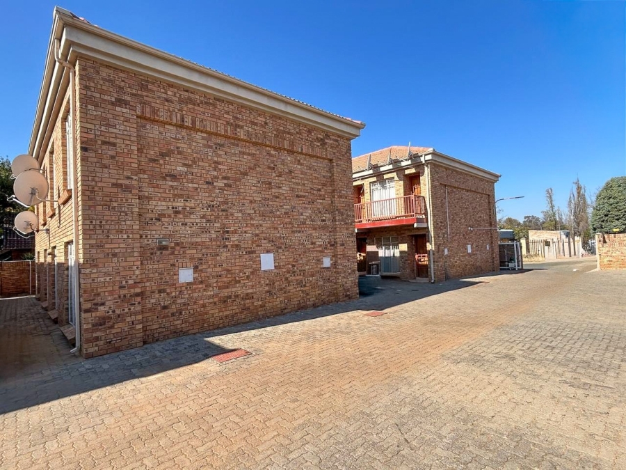 2 Bedroom Property for Sale in Dassie Rand North West